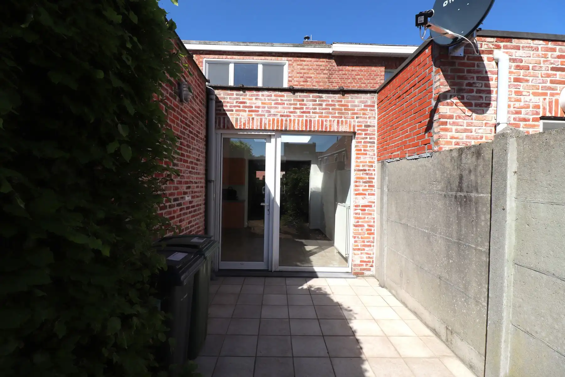 Stadswoning met 3 slaapkamers en tuin. foto 14