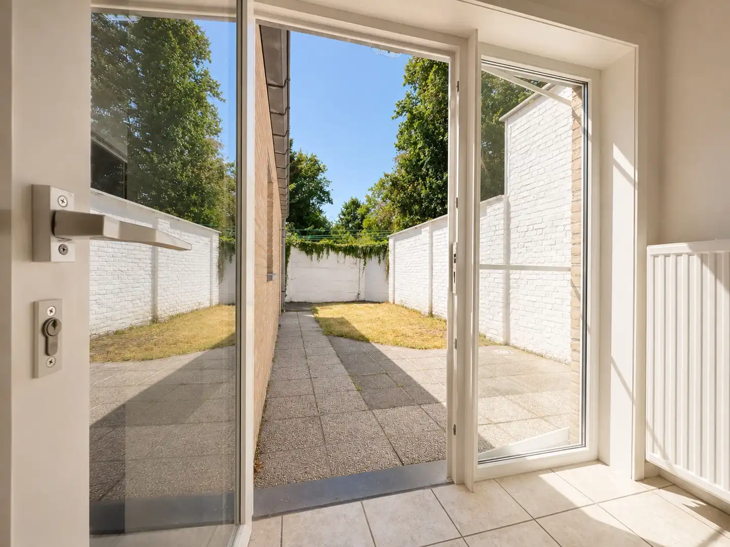 Rijwoning met 3 slaapkamers en tuintje vlakbij centrum Zomergem foto 9