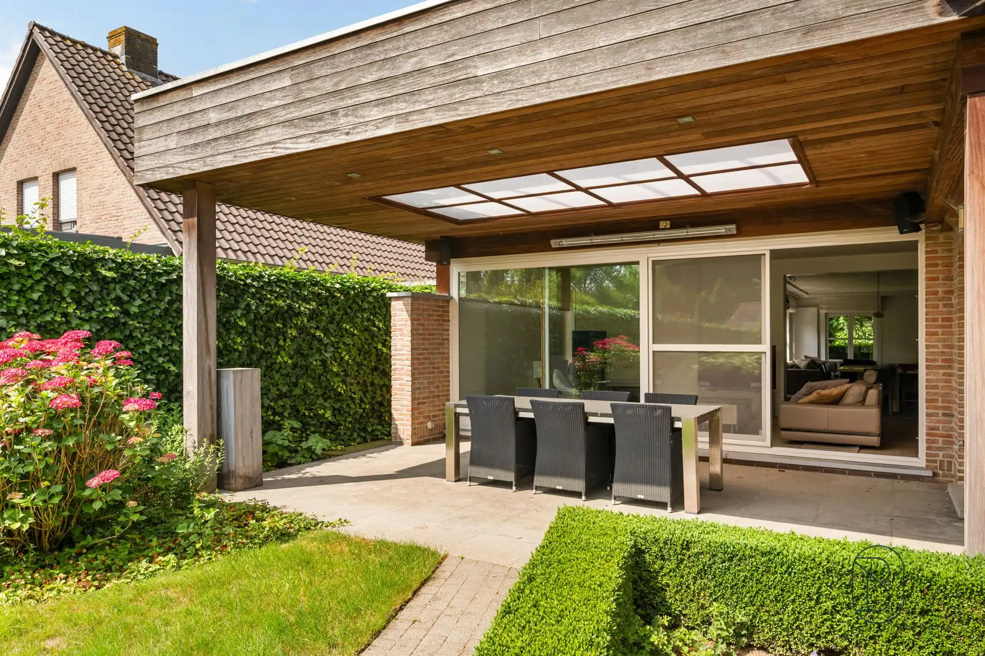 Charmante woning met prachtige tuin in Wielsbeke foto 20