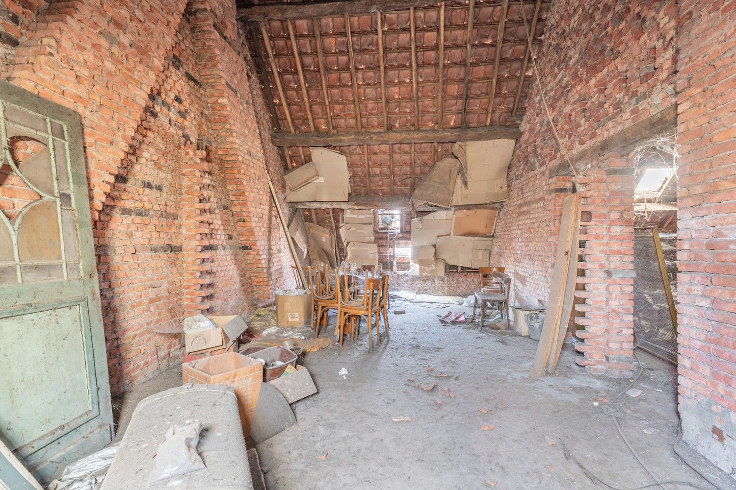 Karaktervol handelshuis met binnentuin in centrum Diepenbeek foto 19