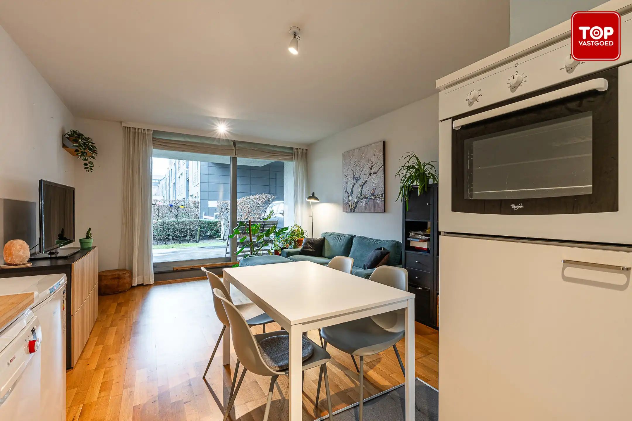 Instapklaar appartement op Toplocatie foto 8