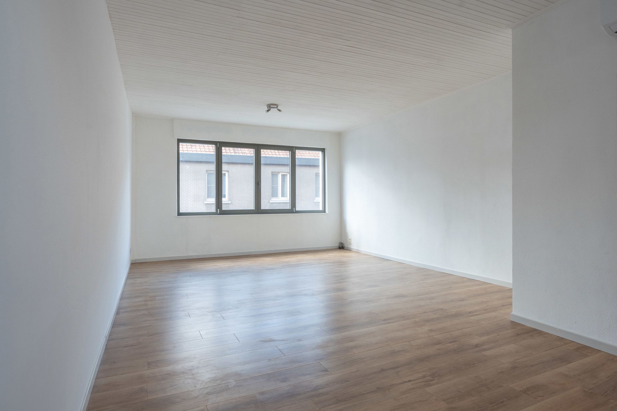 Volledig vernieuwde (2024) 2 slaapkamerwoning  (A label) foto 9