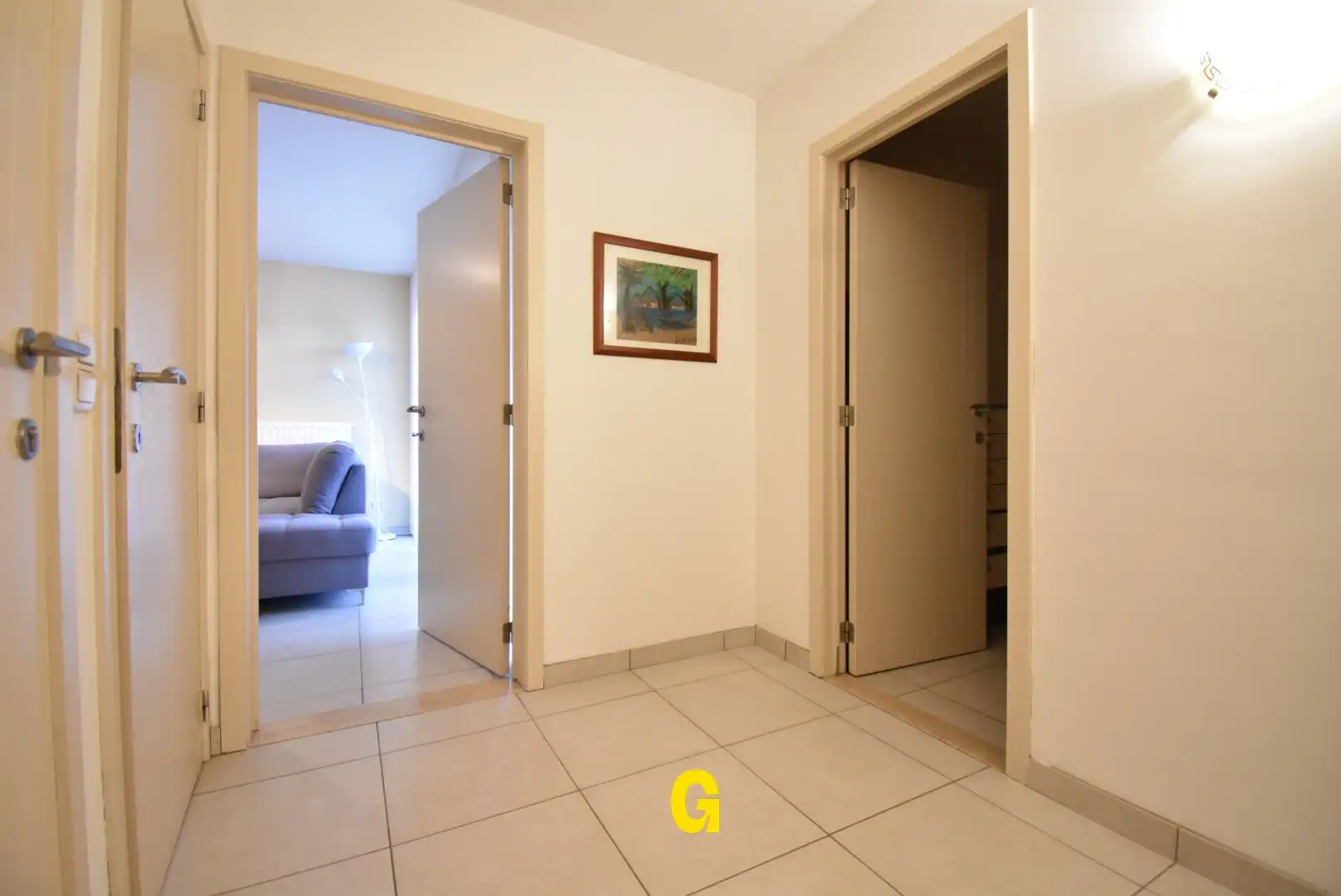 Ruim en degelijk appartement met twee slaapkamers, garage en kelderberging foto 5