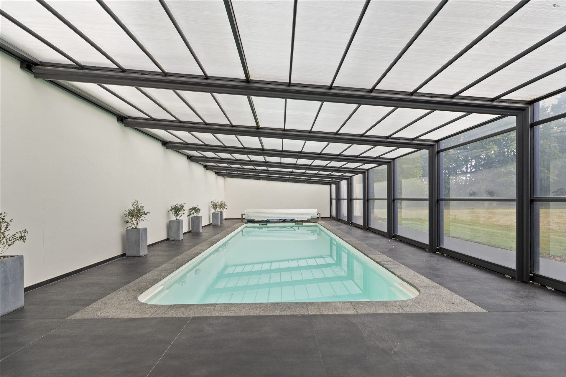 Ruime moderne villa met alle luxe op 5.176m² foto 13