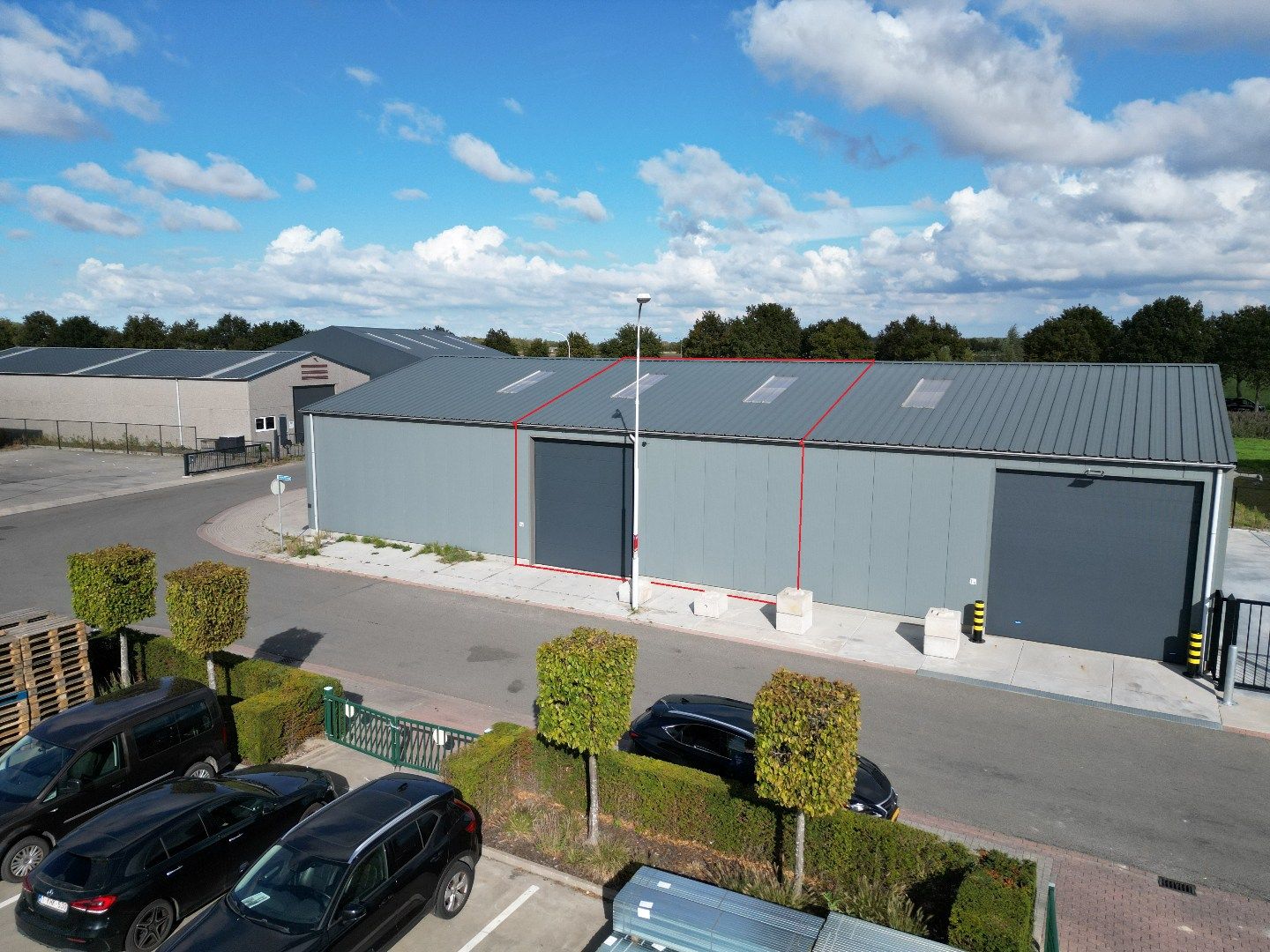 Veelzijdige loods met uitbreidbaar buitenterrein foto 4