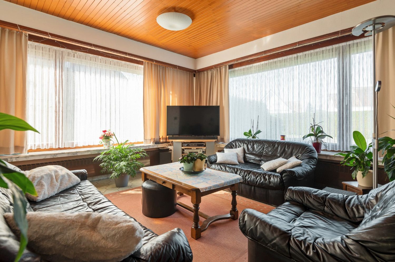 TE RENOVEREN LANDHUIS OP UNIEK PERCEEL VAN 8.840 m²! foto 6