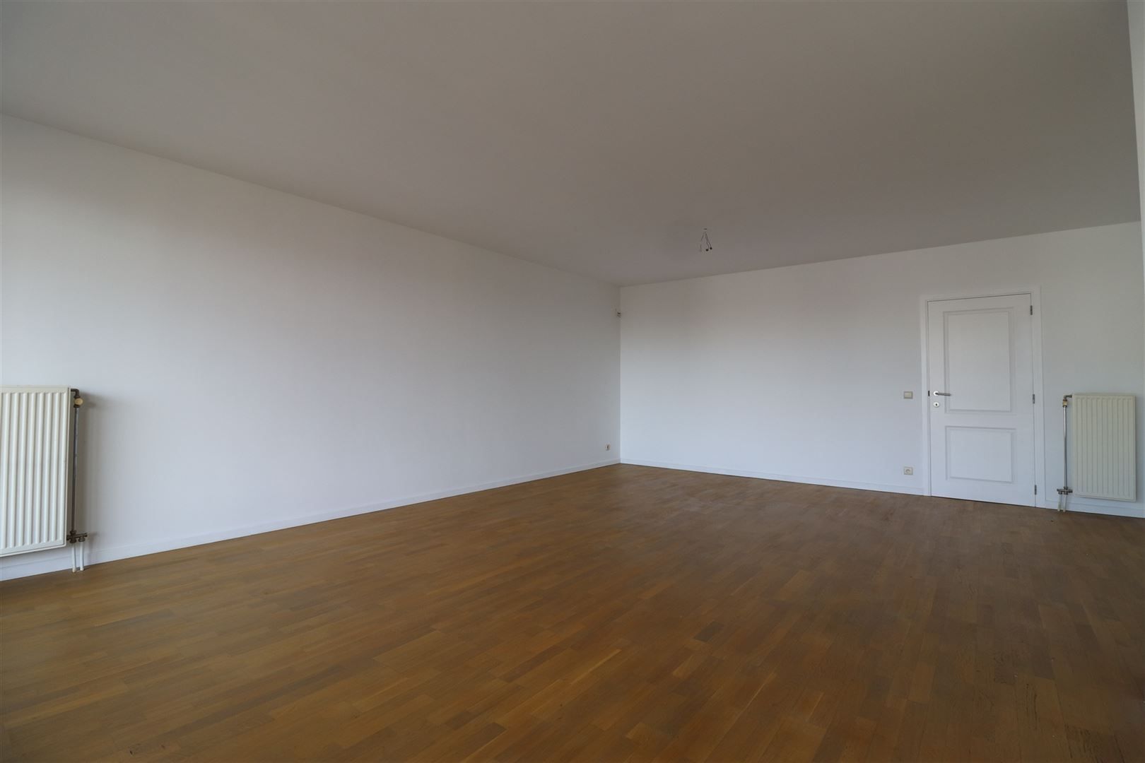 Ruim appartement met 3 slaapkamers en 2 terrassen  foto 4