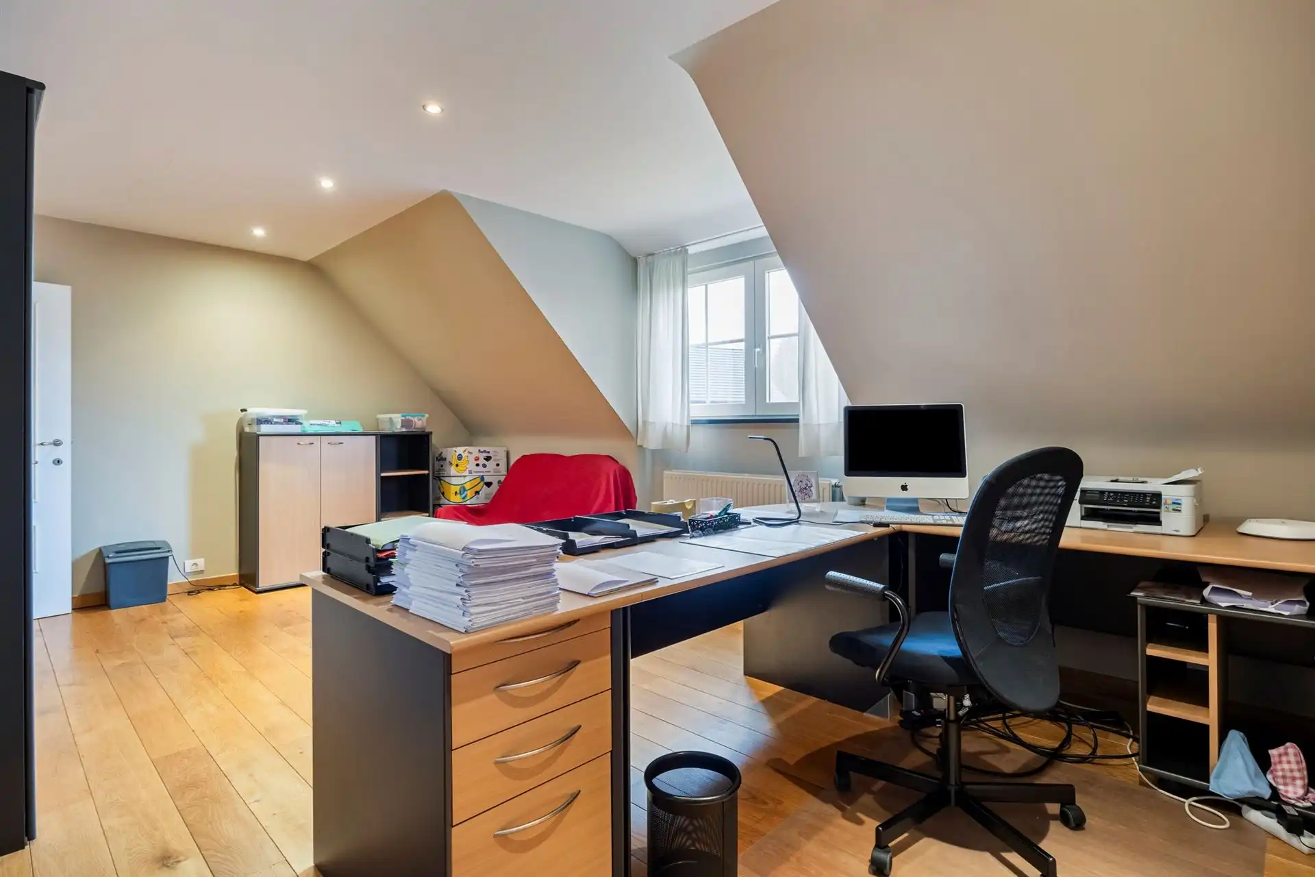 Prachige villa in doodlopende wijk foto 25