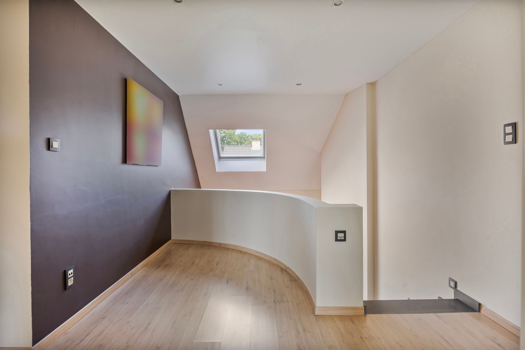 Instapklare HOB met 2 slaapkamers, garage en tuin! foto 13