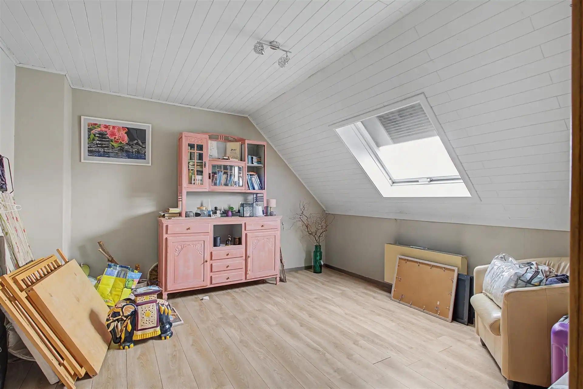 Half open bebouwing met een uitstekende basis foto 13