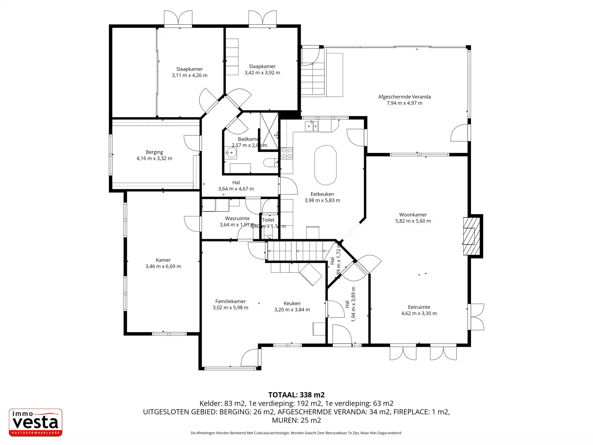 Ruime villa op een goede locatie foto 29