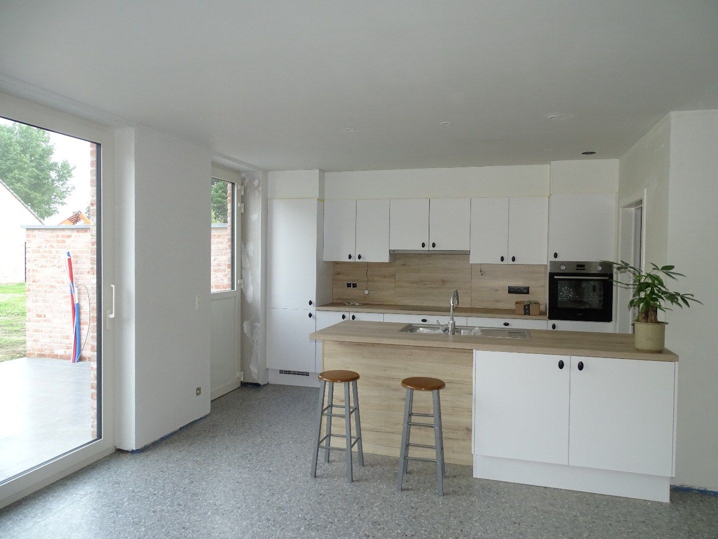 Ruime woning te Dudzele! foto 5