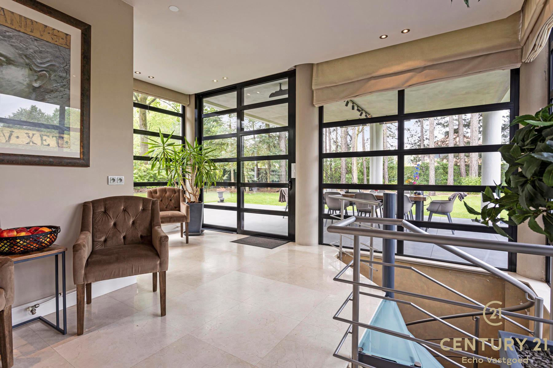 Villa met binnenzwembad en COMPLETE wellness op ca 2590m² foto 21