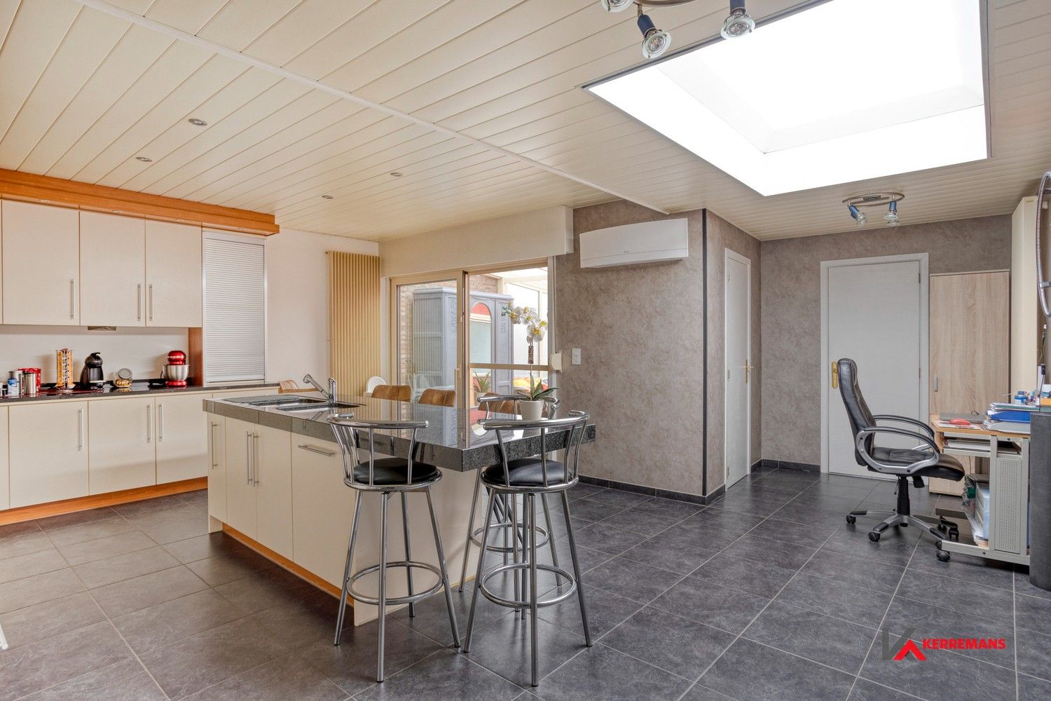 Instapklare energiezuinige woning met 3 slaapkamers en ruime tuin. foto 6