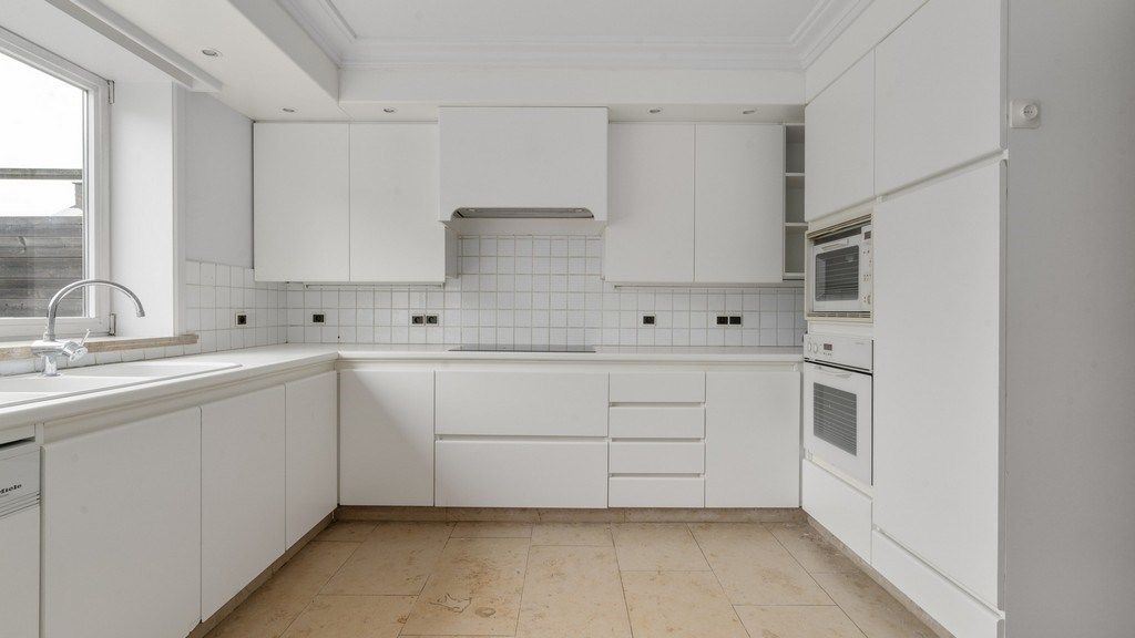 Bedrijfspand met woonst te huur in Dikkelvenne foto 12