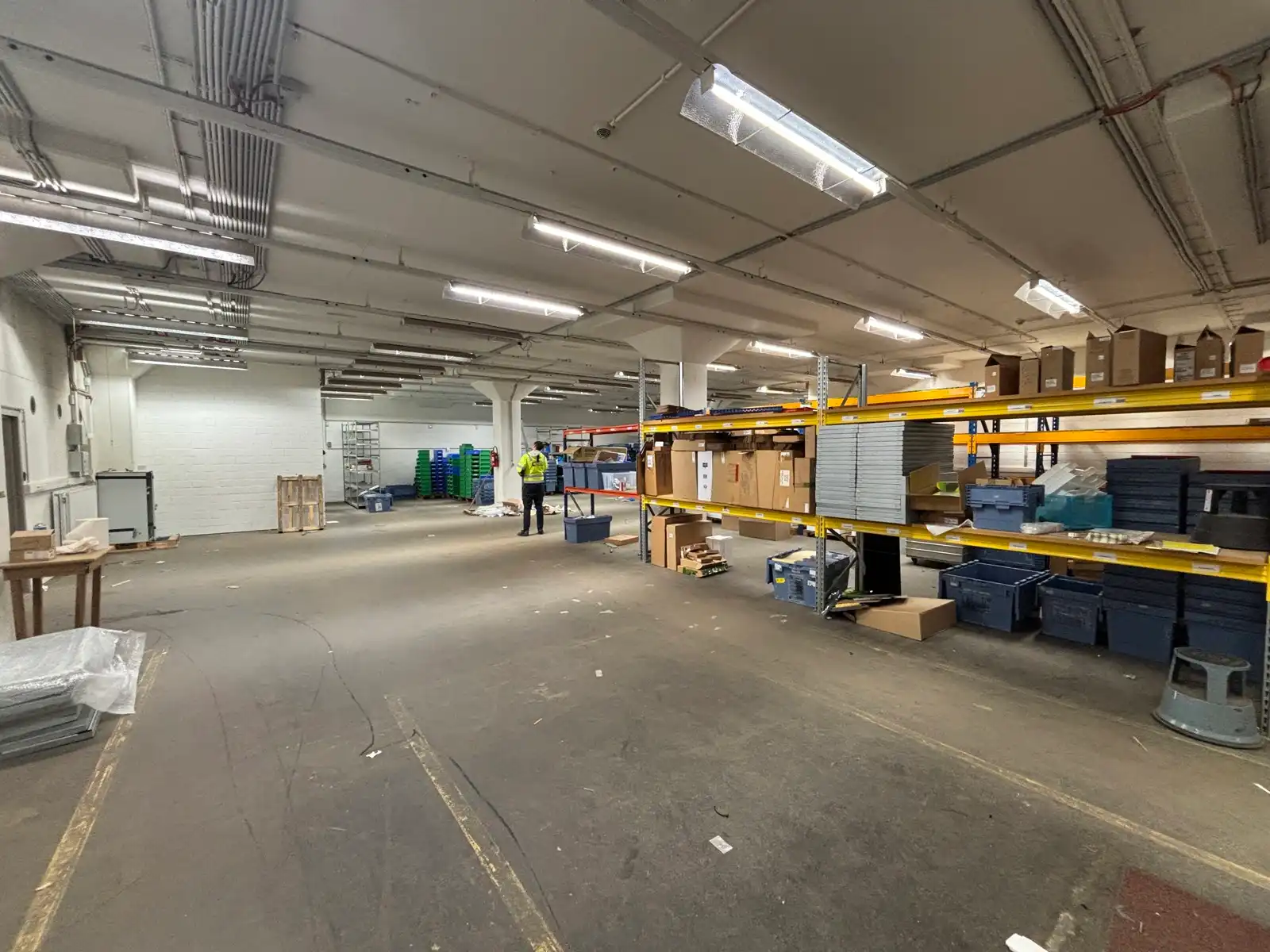 Toonzaal & magazijn te huur – Noorderlaan Antwerpen foto 9