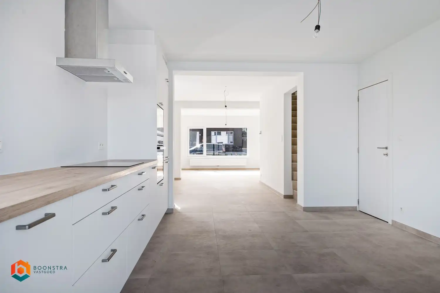 Gerenoveerde woning met 3 slpkrs foto 6