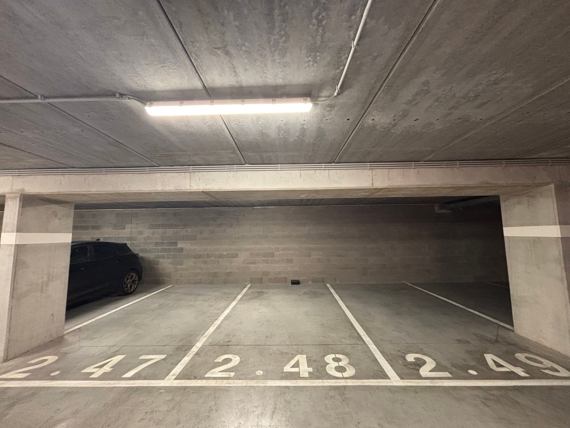 INVESTEREN PARKEERPLAATSEN ! 9 + 1 GRATIS ! Rendement 4,4% ! foto 3