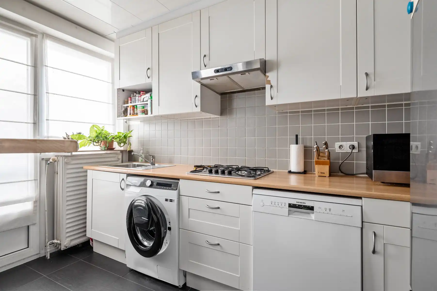 Instapklaar appartement op uitstekende locatie foto 4