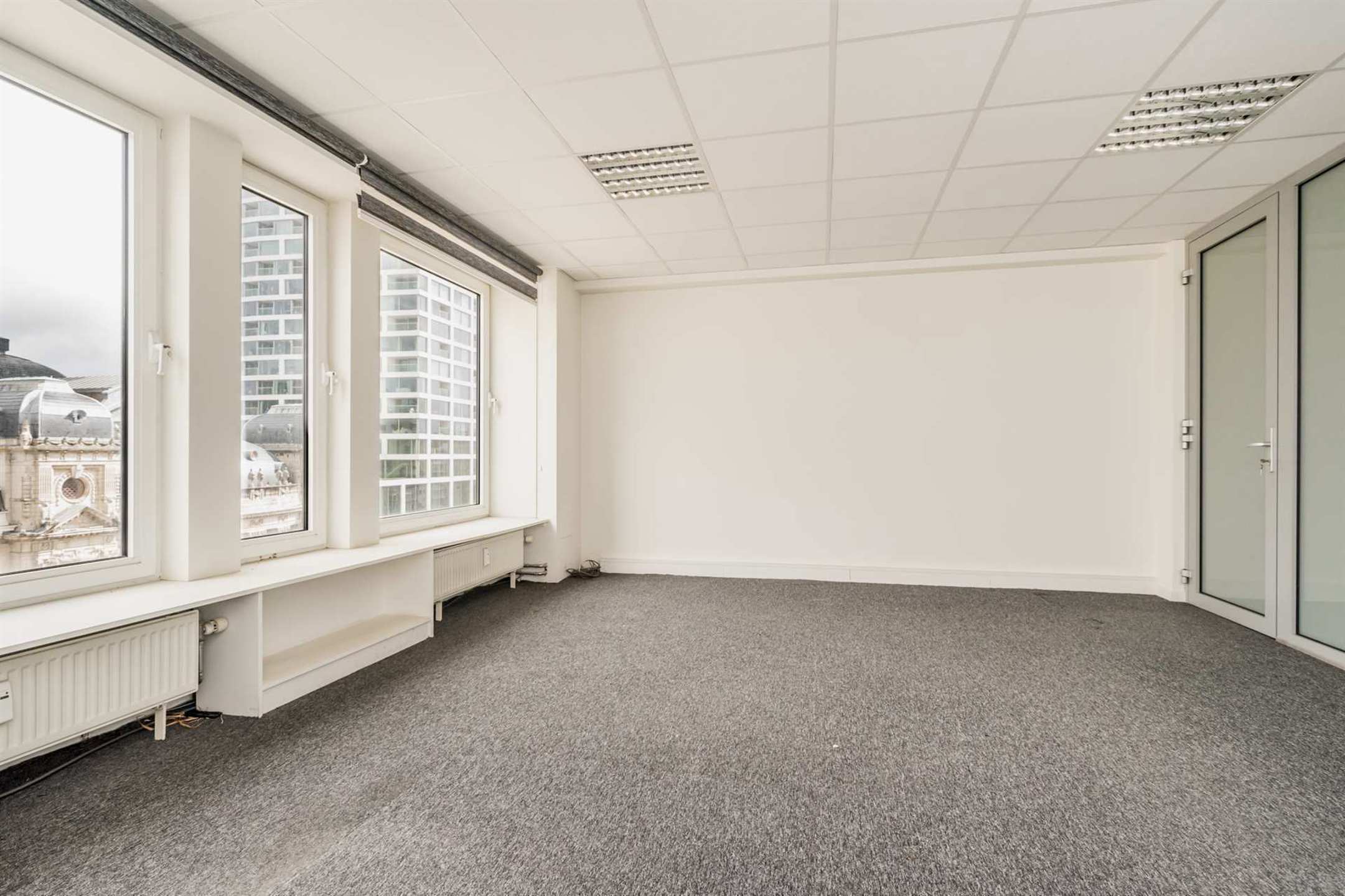 Ruim kantoor met 5 units nabij Centraal Station foto 5