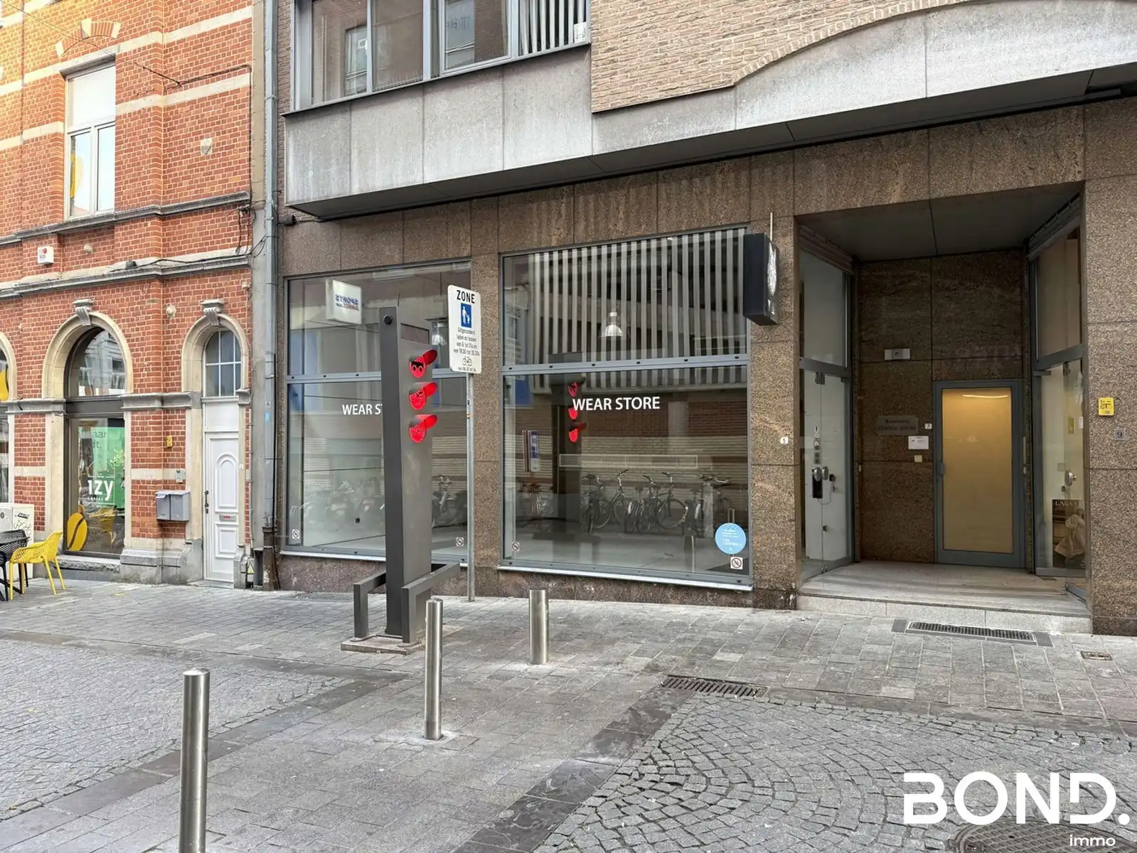 Handelsgelijkvloers tussen Bondgenotenlaan en Diestsestraat foto 6