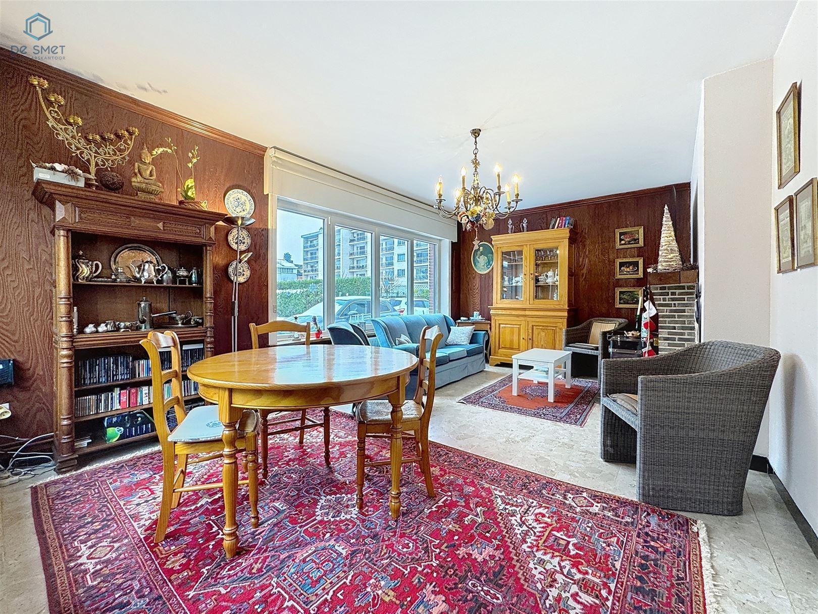 Gezinswoning met 3 slks in doodlopende straat foto 4