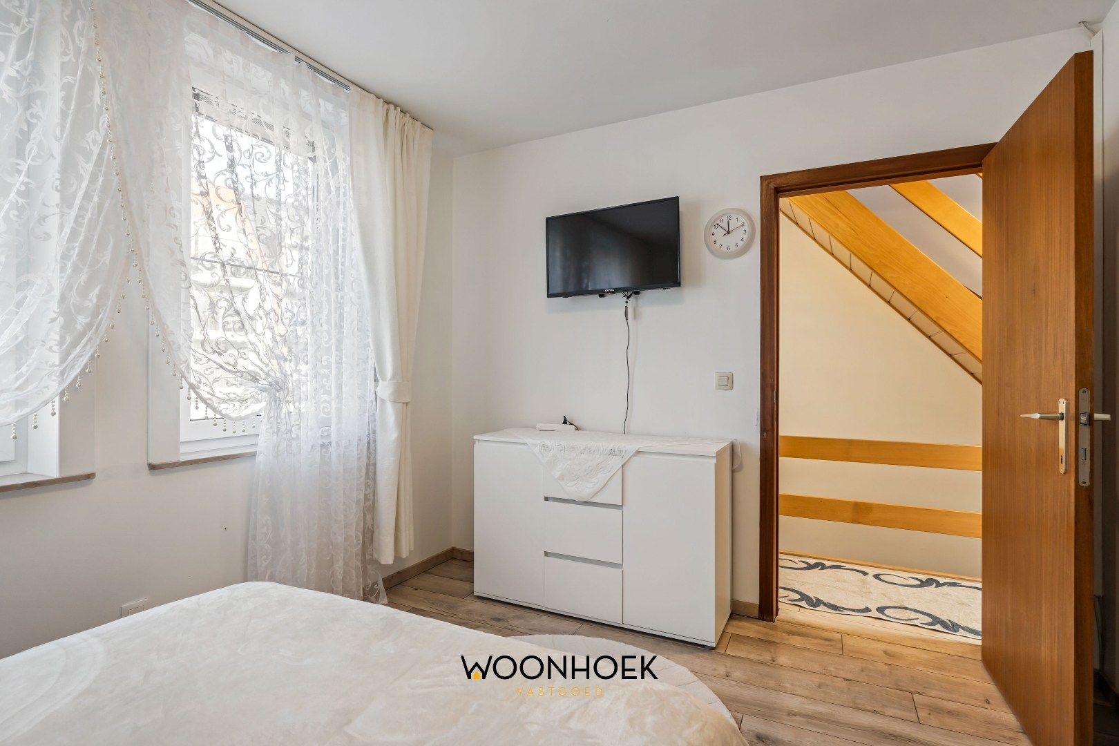 Instapklare 3-slpk halfopen bebouwing met dubbele garage  foto 15