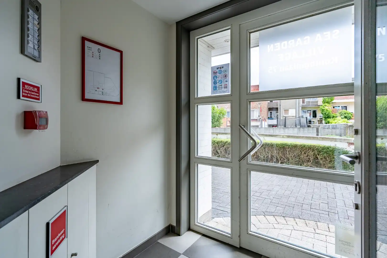 Hedendaagse studio gelegen in Residentie Seagarden foto 11