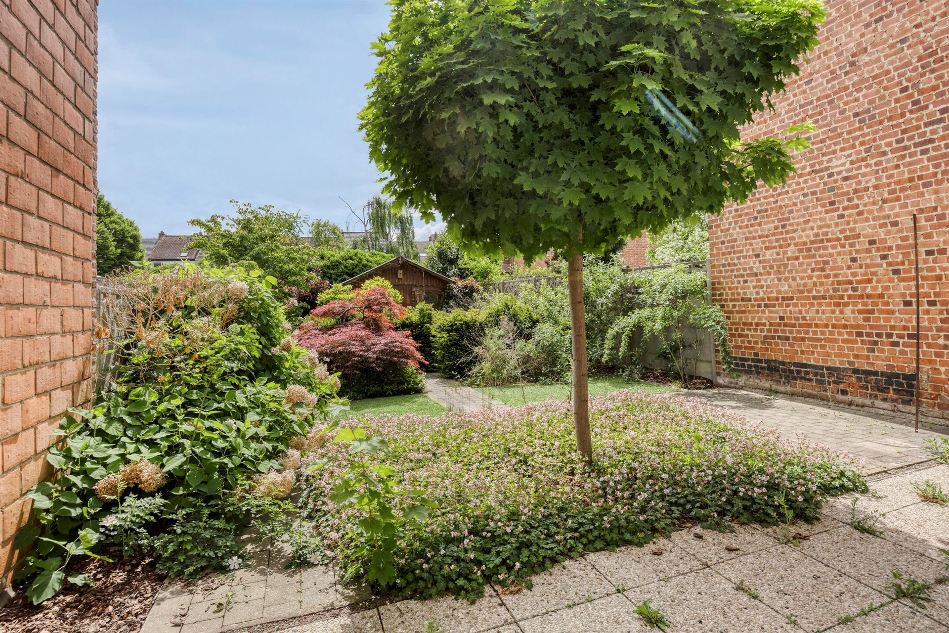 Mooie stadswoning met veel potentieel in centrum met tuin foto 22