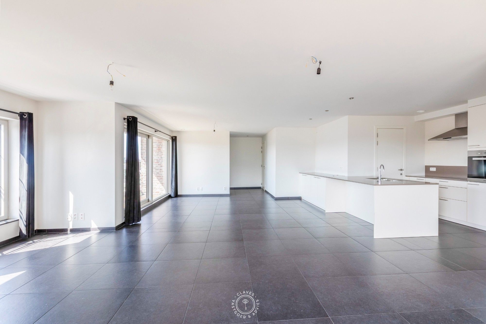 Licht, ruimte en prachtig Scheldezicht in hartje Temse foto 5