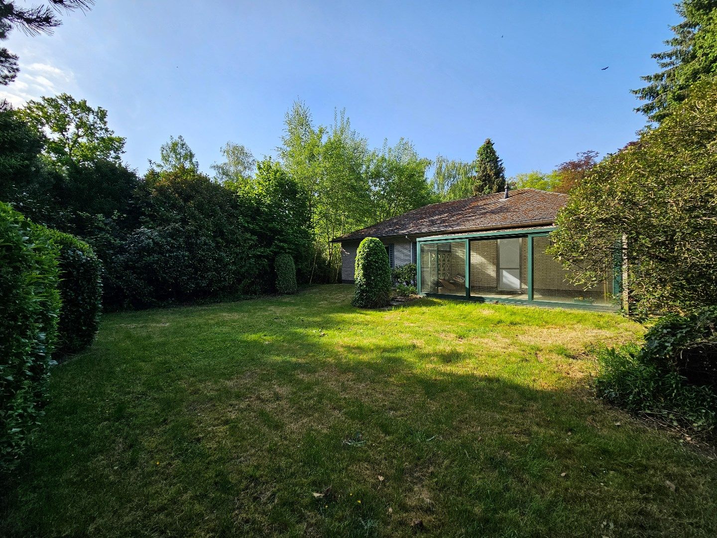 Villa op 10a 75ca in rustige woonwijk te  Schiplaken. foto 18