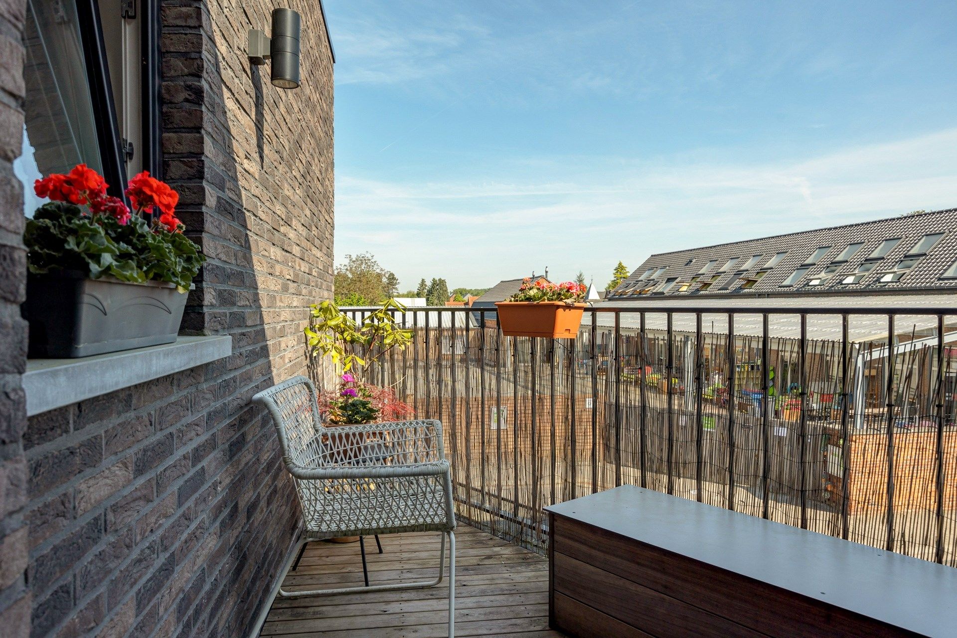 Recent appartement (2020) met 2 slaapkamers en overdekte parkeerplaats foto 10