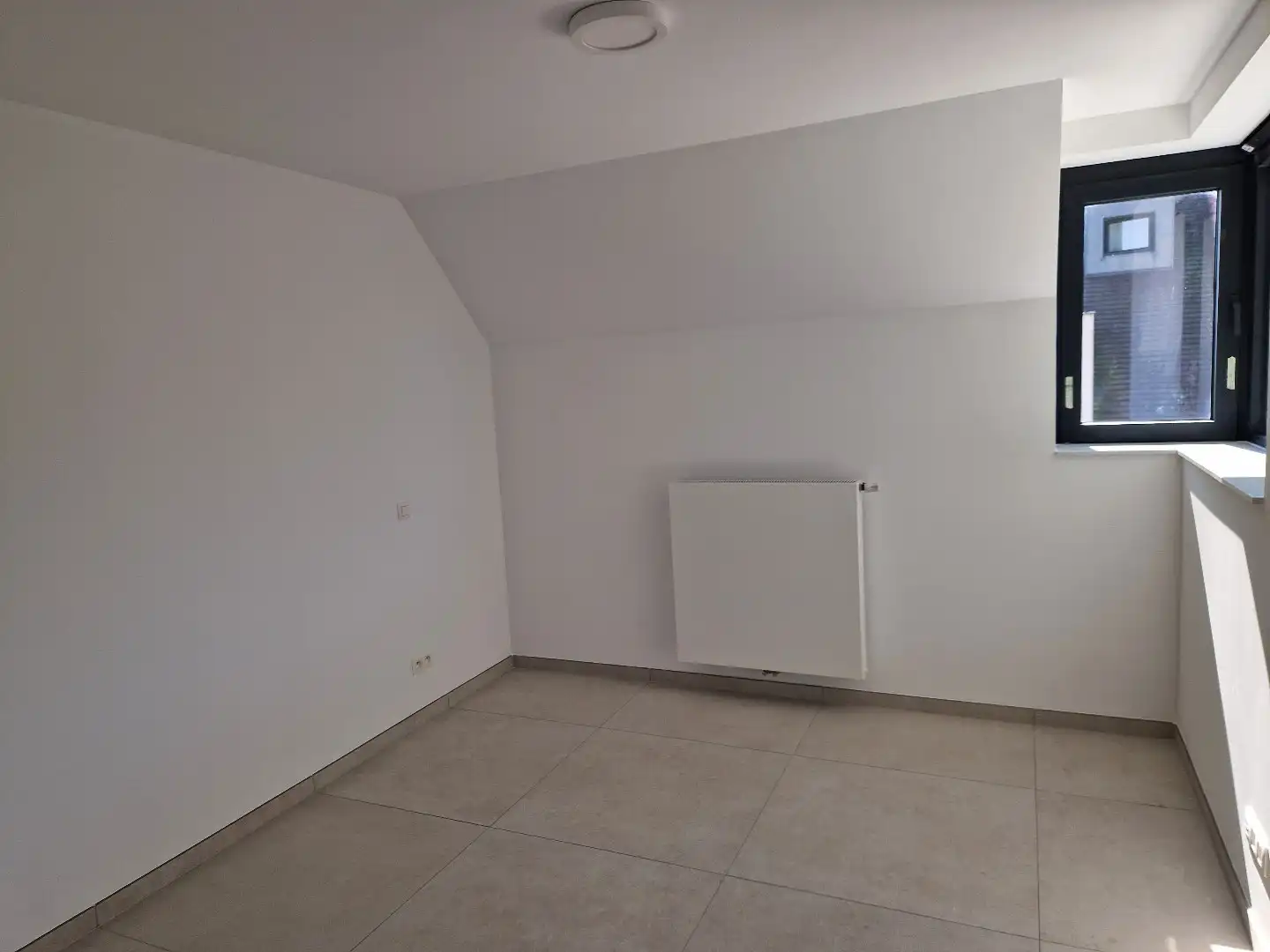 Nieuwbouwappartement met lateraal zeezicht te huur in Nieuwpoort-Bad foto 8