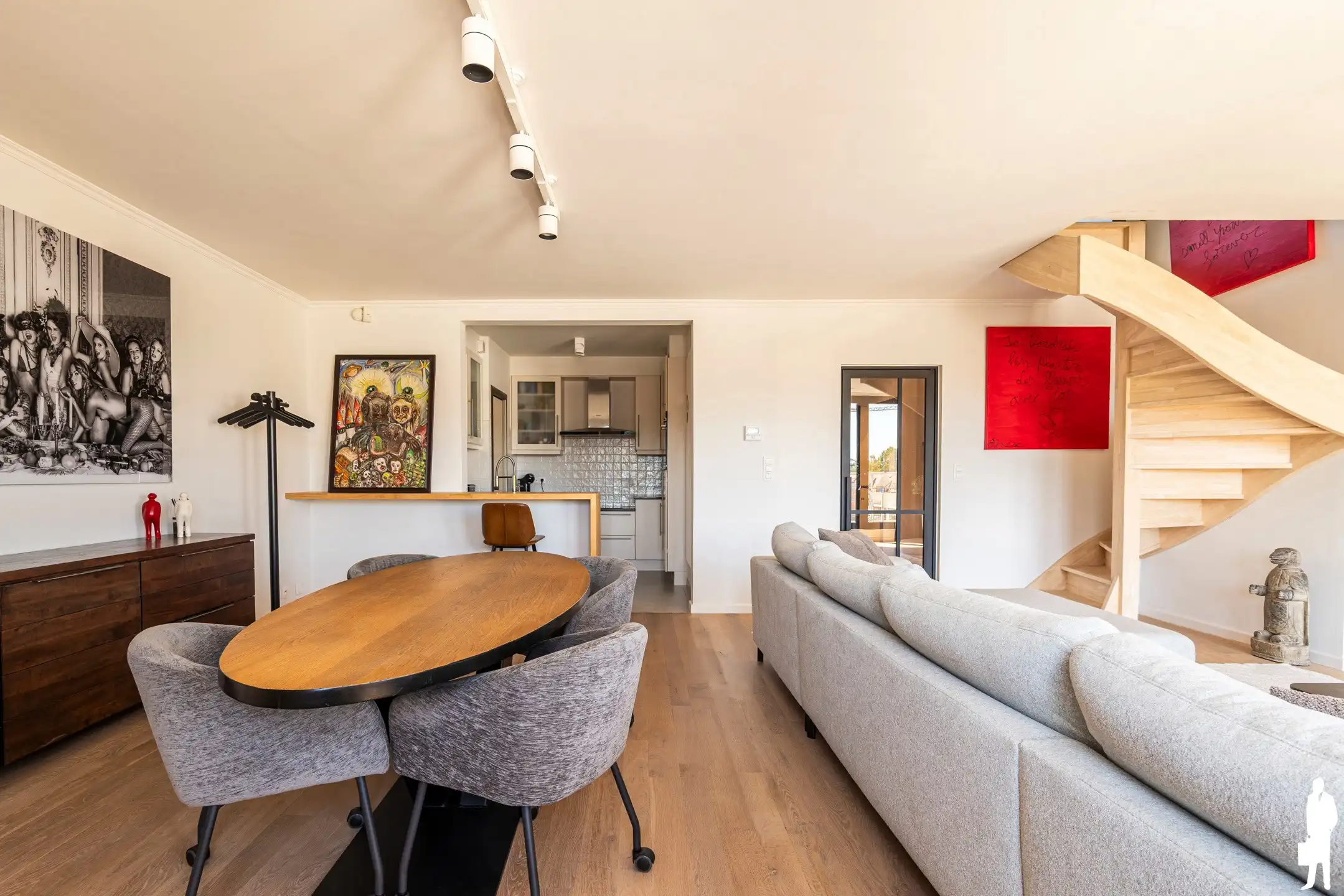 Duplex met 2 terrassen en staanplaats in centrum van Schilde foto 4