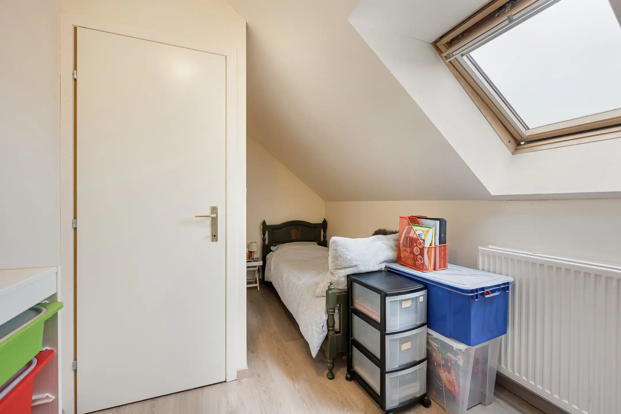 Instapklare  woning met drie slaapkamers en stadstuintje foto 23