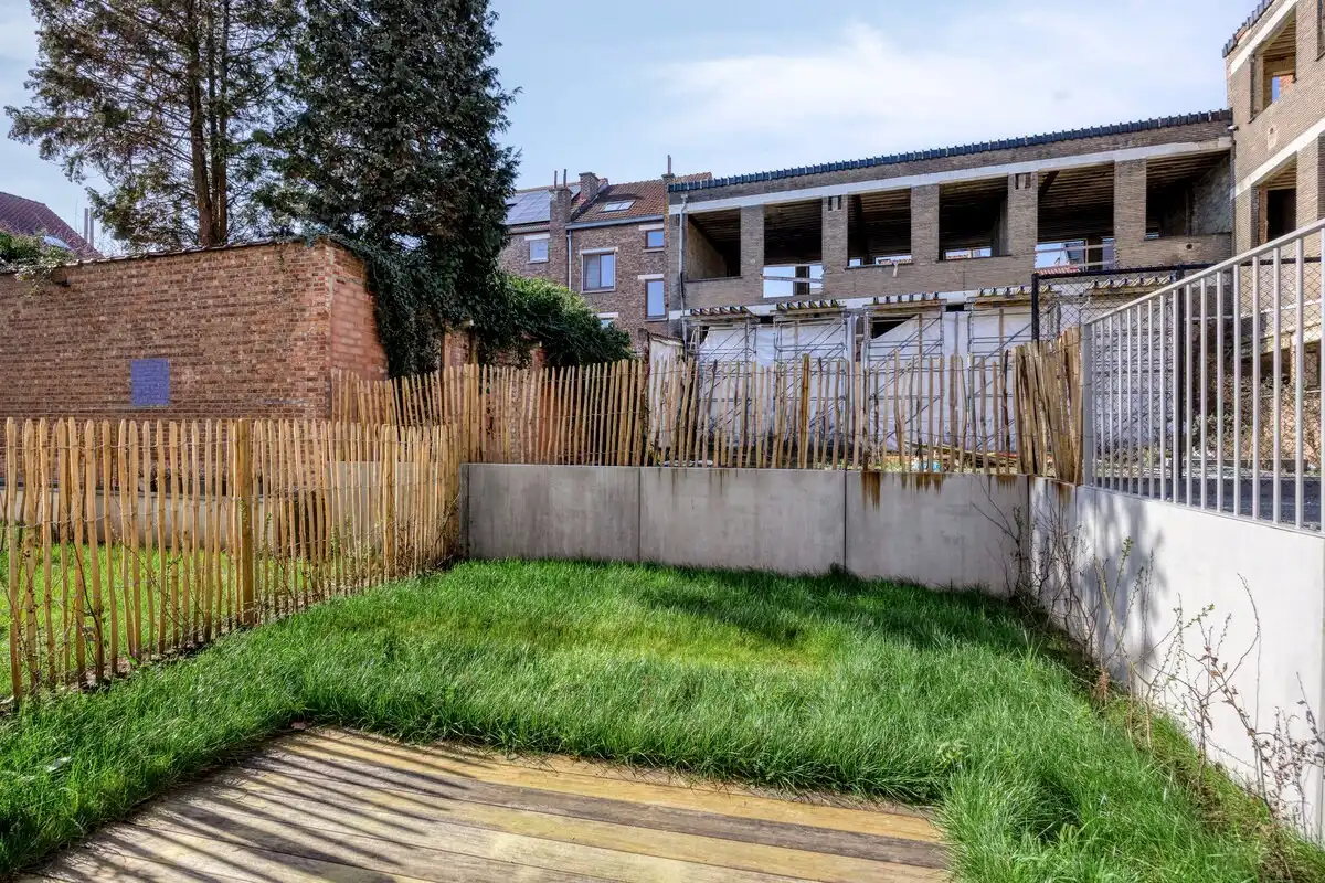 Instapklare woning met zeer goede afwerking, 3 slaapkamers, 3 badkamers, tuin, terras en autostaanplaats in het centrum van Tienen – EPC 27 kWh/m² - bewoonbare  foto 38