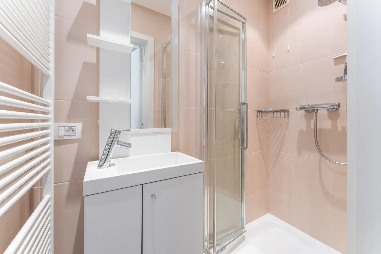 Mooi ruim appartement met 3 slk's op de Zeedijk in het Zoute foto 10