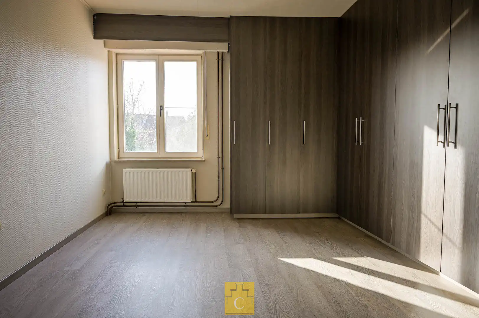 Instapklare trapgevelwoning met zonnig terrastuintje en grote berging, centrum, rustige straat omgeving ’t Zand foto 14