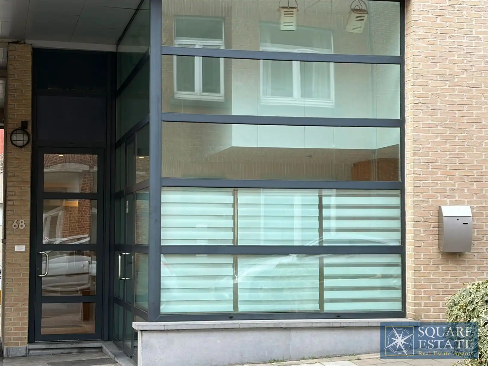 Commerciële ruimte/ Kantoorruimte  foto {{pictureIndex}}