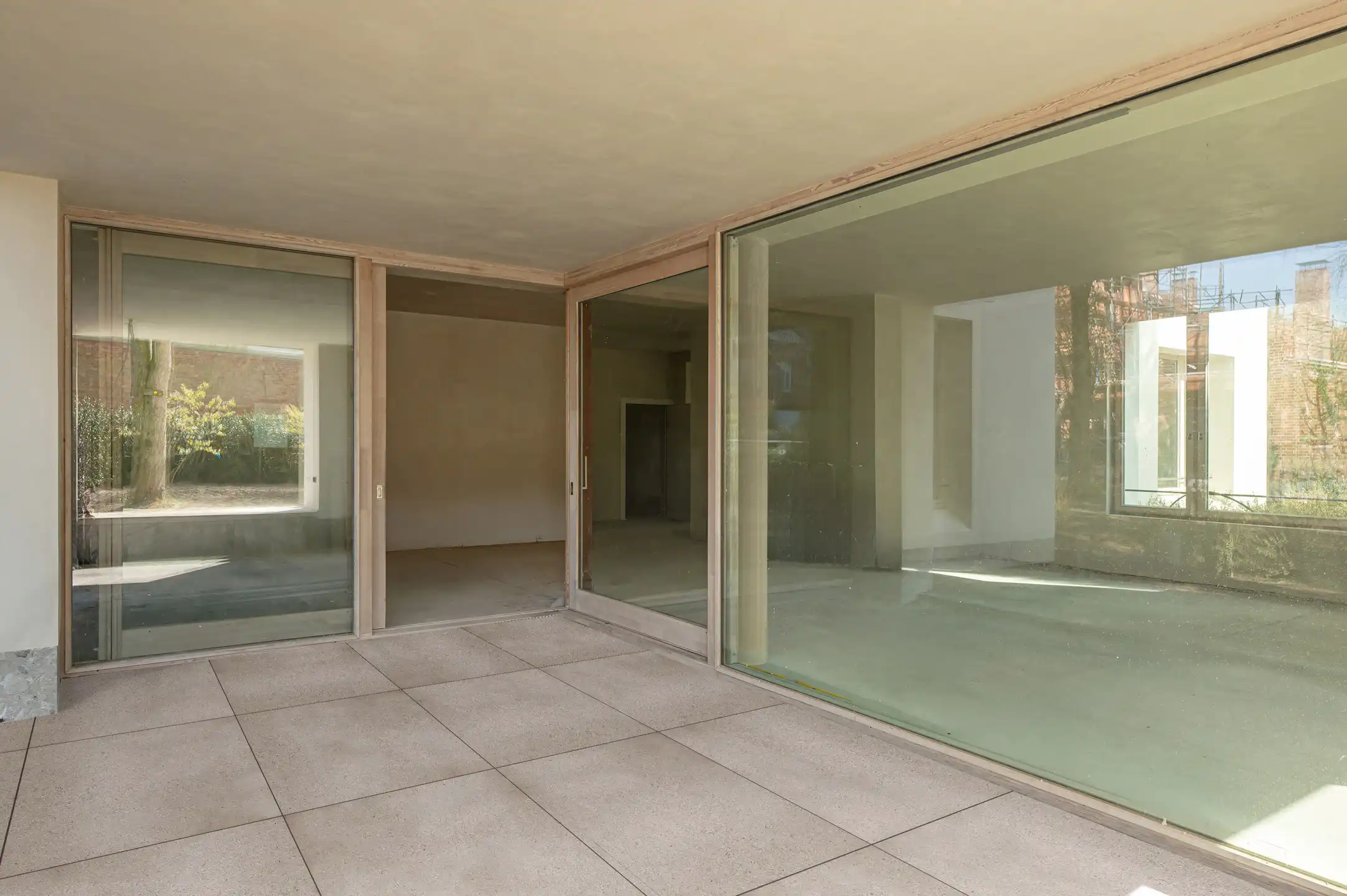 Villa appartement 231m², naadloos in connectie met de tuin foto 4