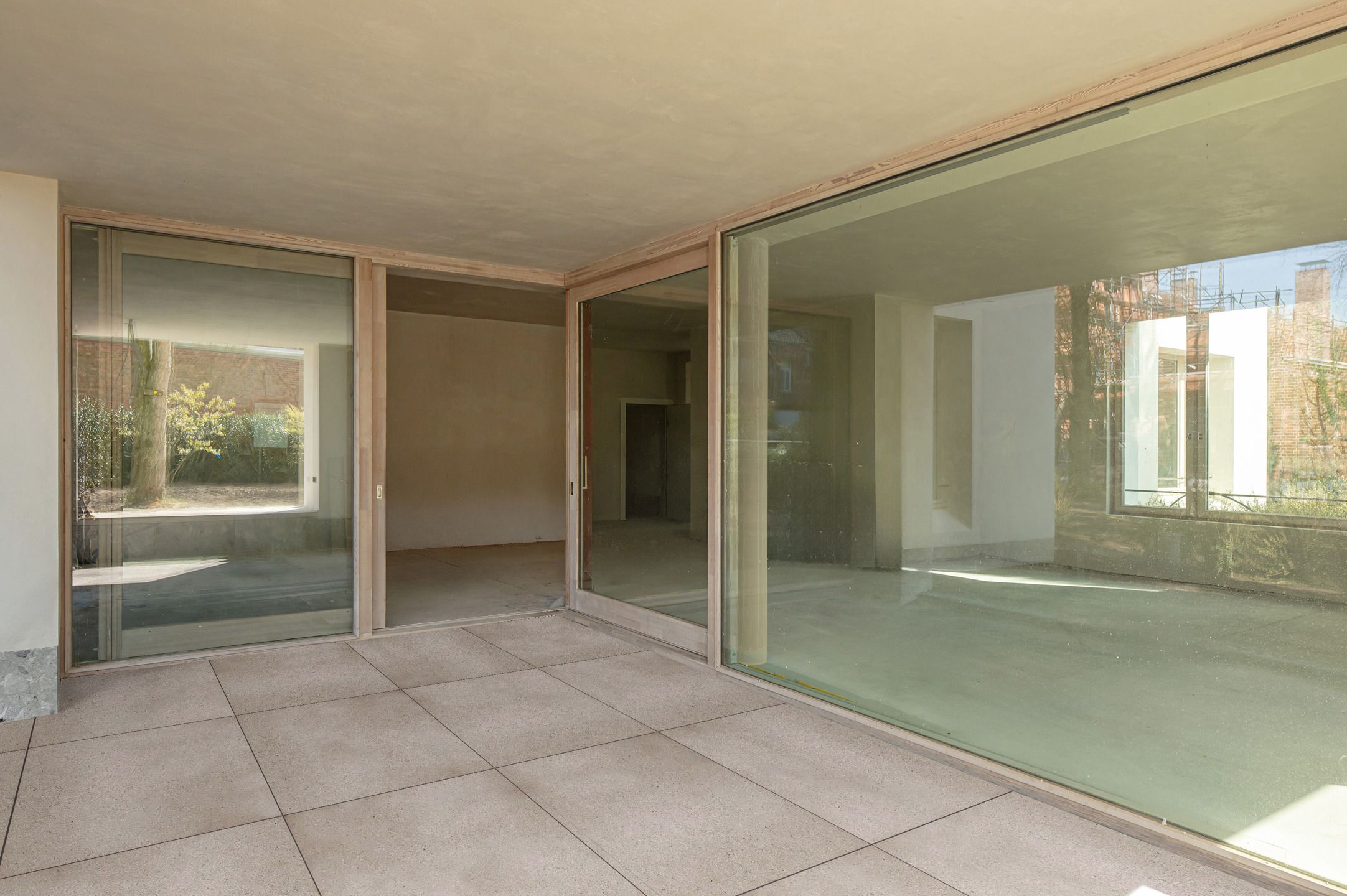 Villa appartement 231m², naadloos in connectie met de tuin foto 4