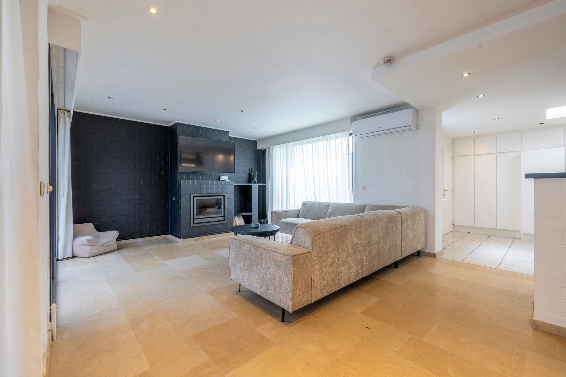 Woning met 3 slaapkamers, tuin en polyvalente ruimte te koop foto 7