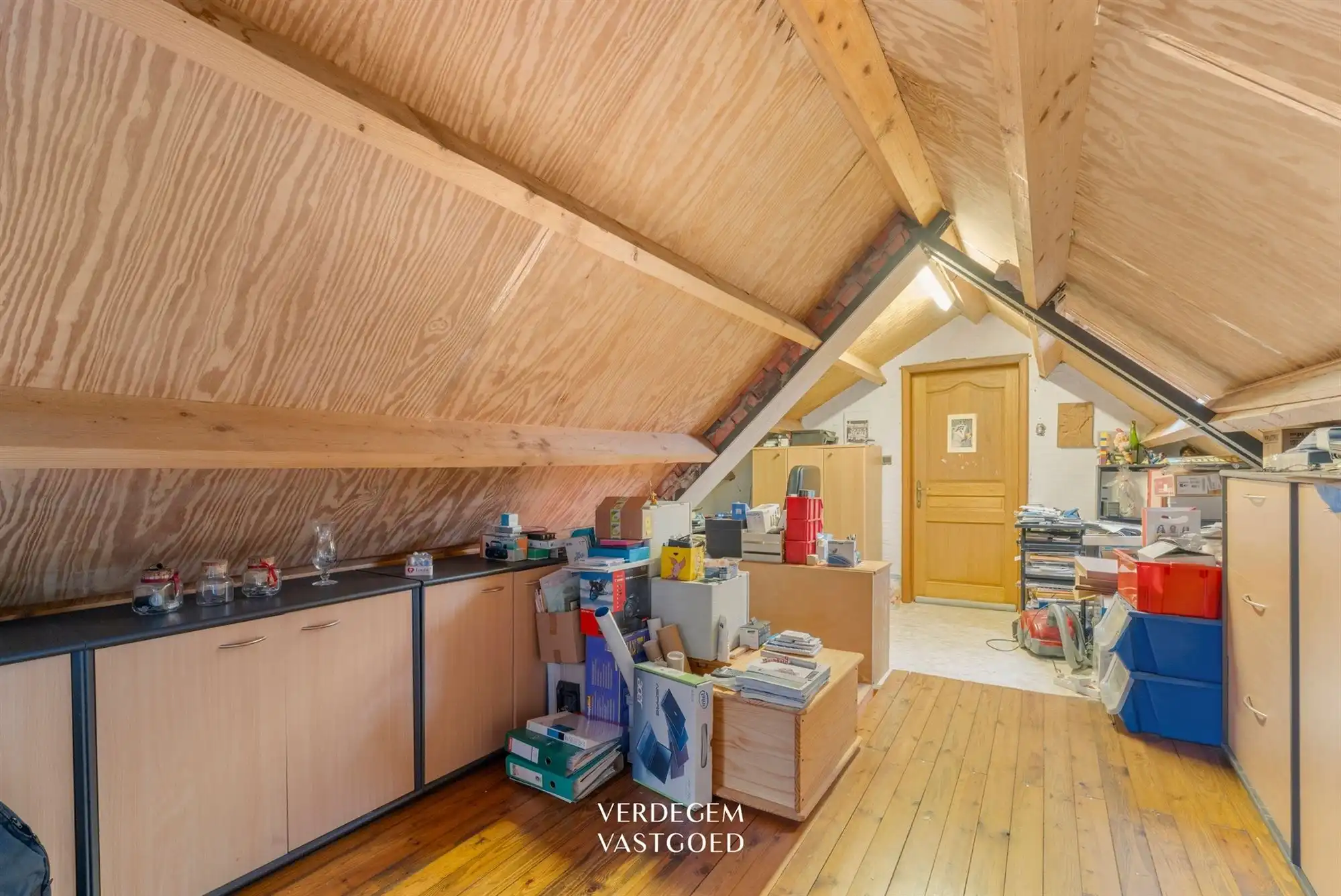 Rustig gelegen hoevewoning met volwassen tuin foto 14