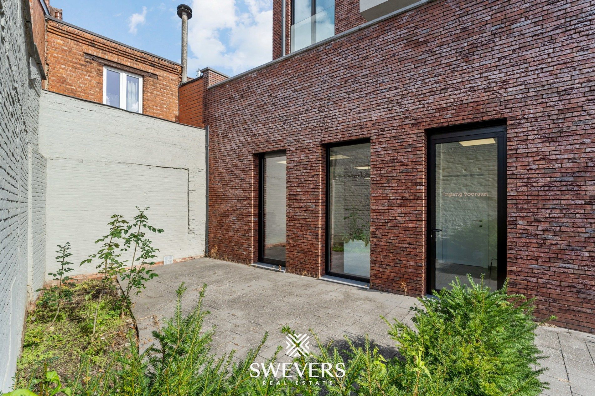 Instapklaar handelspand van 127 m² op toplocatie in Beringen foto 22