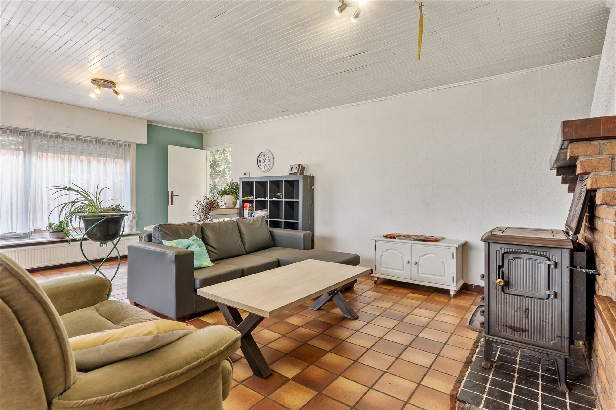 RUIME WONING OP EEN PERCEEL VAN 930M2! foto 8