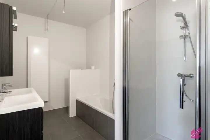 Mooi nieuwbouwappartement met 2slk  foto 9