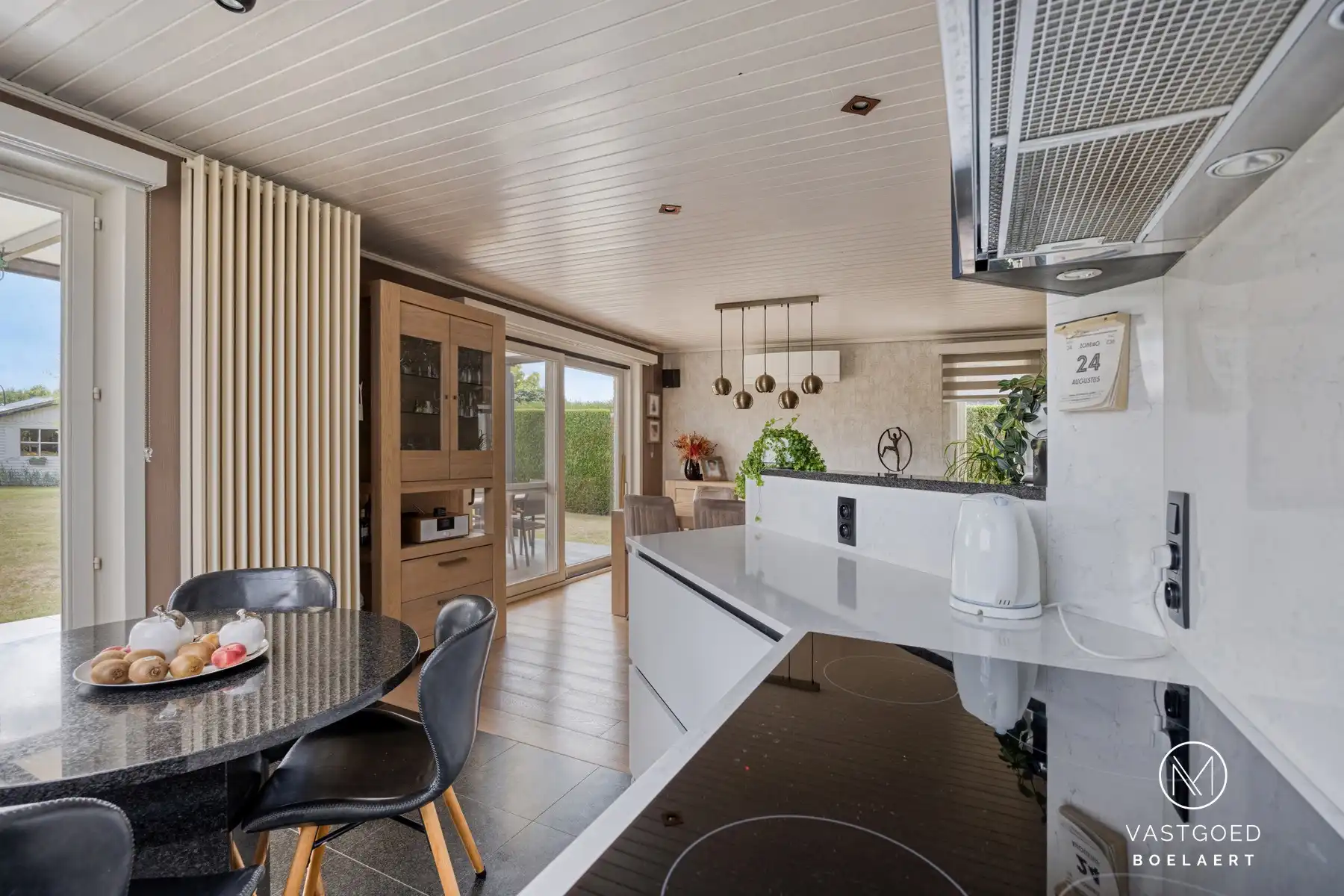 Ruime instapklare villa met sauna en dubbele garage. foto 7