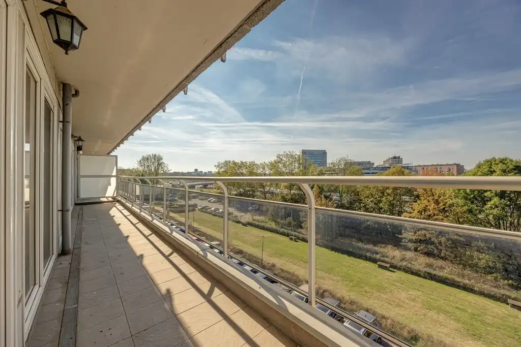 Appartement met 3 slaapkamers en XL-terras  foto 2