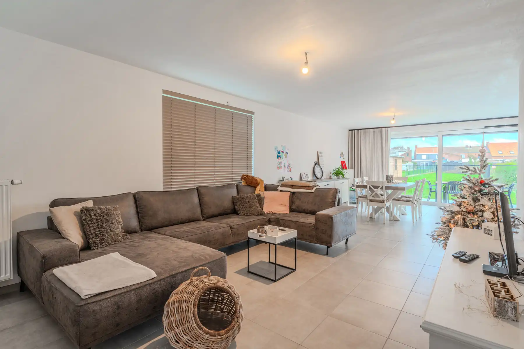 Recente nieuwbouwwoning AAN REGISTRATIERECHTEN te Houthulst foto 11