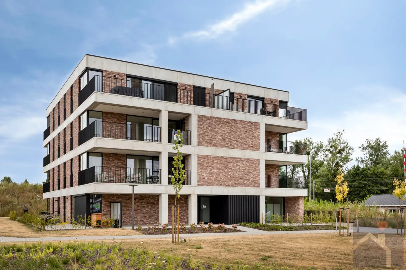 Luxe appartement op 3e verdieping met 2 slaapkamers, terras van 21 vierkantemeter en moderne afwerking in 2025! foto 31